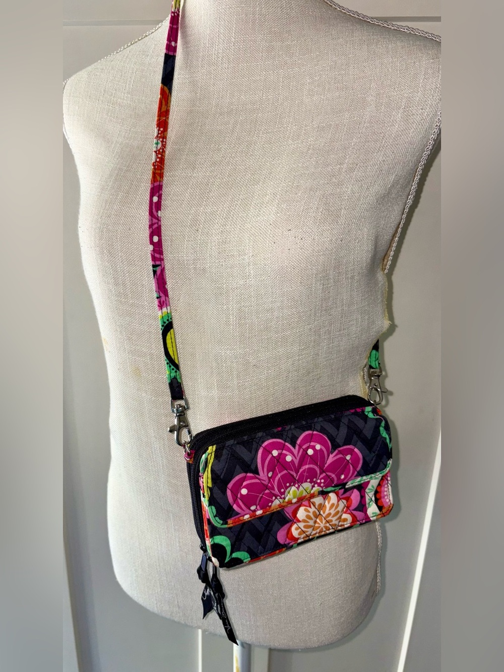 Vera Bradley Ziggy Zinnia 3 All in One Phone Crossbody Handbag Y2K Travel Bag